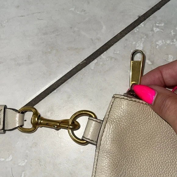 GUCCI BAG! - Picture 8 of 13